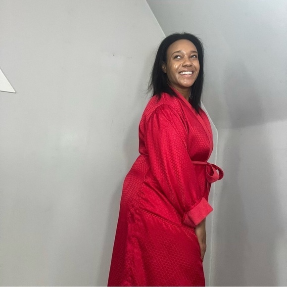 Vintage Victoria’s Secret gold label red robe loungewear terry cloth - Picture 4 of 12